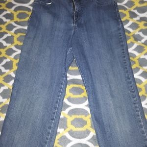 GLORIA VANDERBILT JEAN CAPRIS